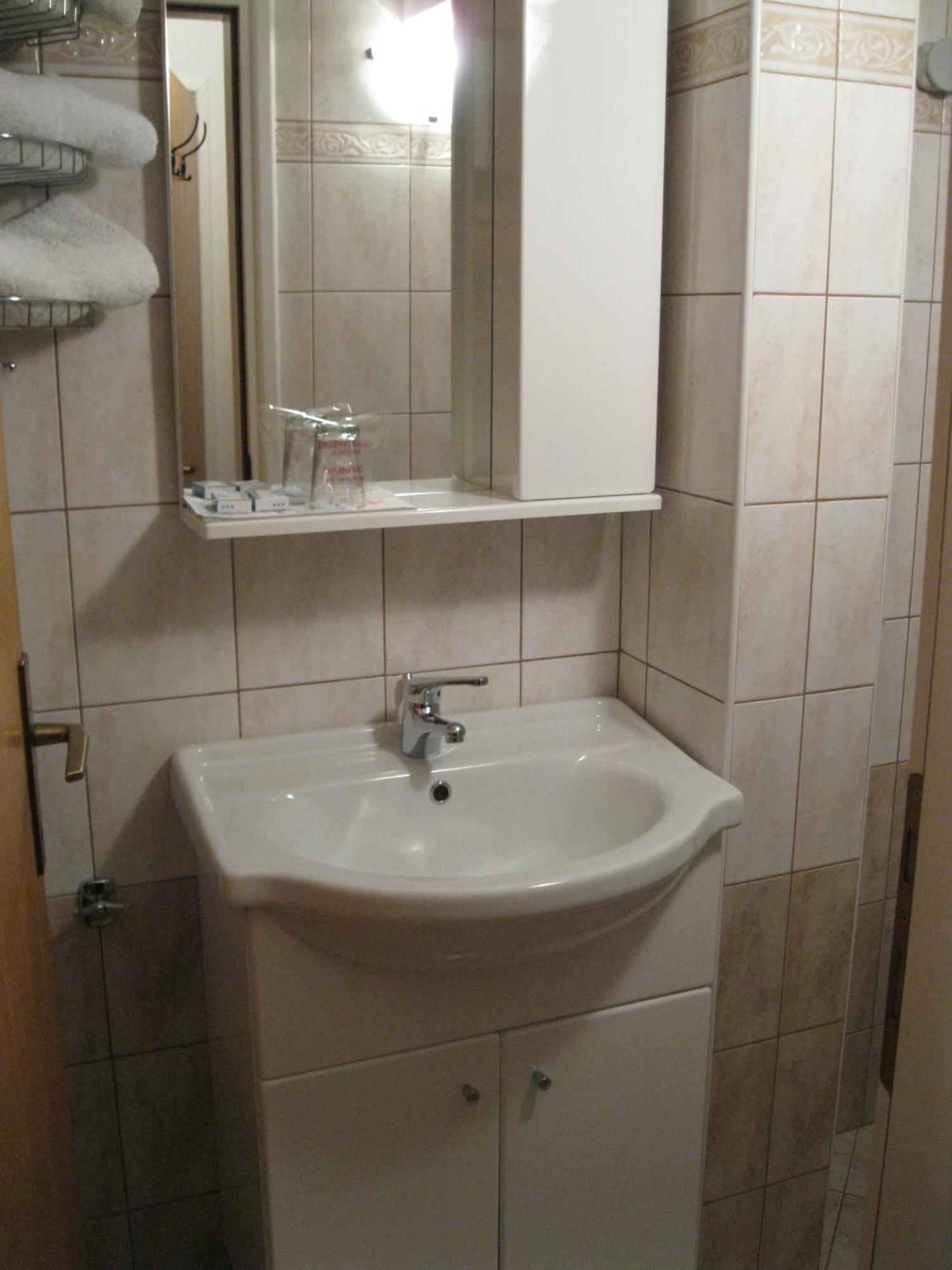 Apartments Lav Porec Esterno foto